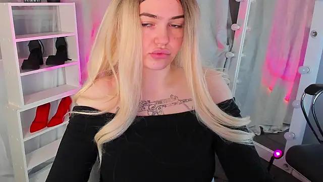 Sunny_Mary from StripChat