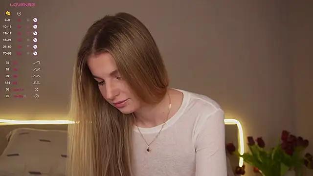 Sunshine_Diana from StripChat