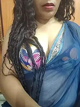 superdarlingcelebs from StripChat is Freechat