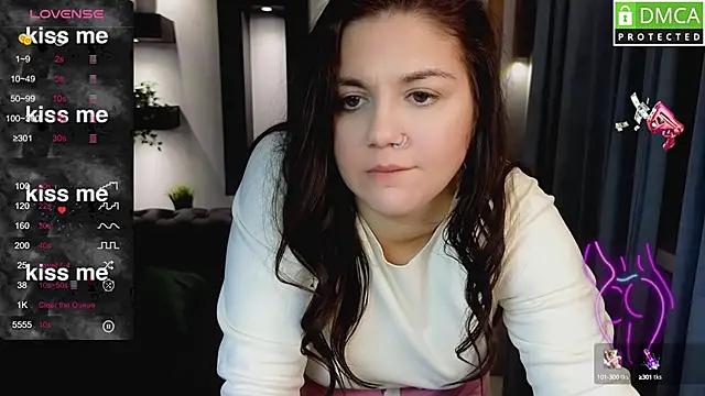 Susan_Daniel from StripChat
