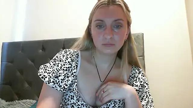 SusanCurt from StripChat