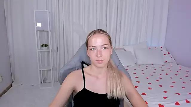 SusanMimi from StripChat is Freechat
