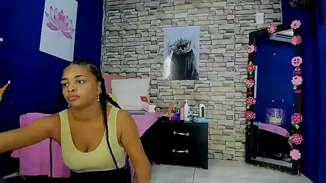 susanwest01 from StripChat