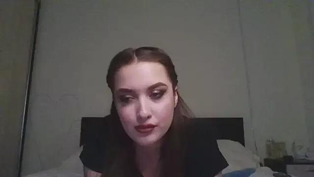 Susie_Swan from StripChat is Freechat