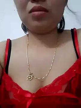 Susu_Hot2 from StripChat