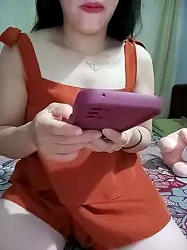 Sweet-Berry89 from StripChat is Freechat
