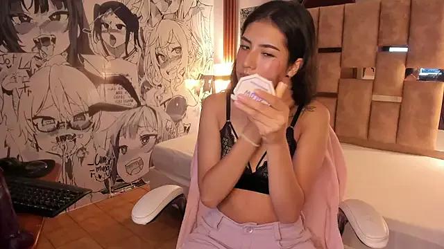 sweet-muse from StripChat