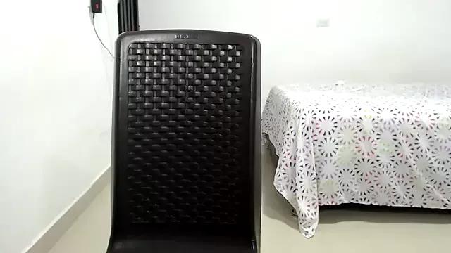 sweet_angela_ from StripChat