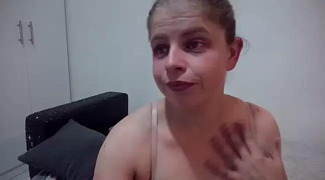 Sweet_bluegirl24 from StripChat