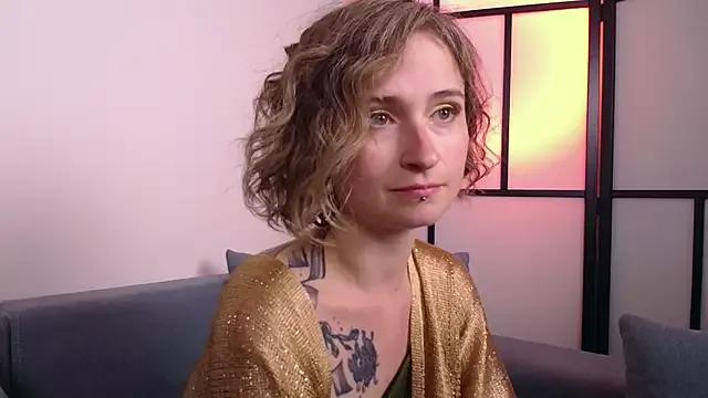 sweet_cherry_pie_ from StripChat