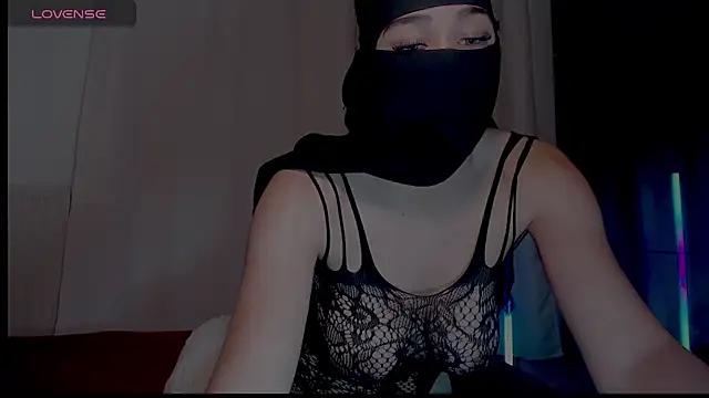 sweet_diazzz from StripChat
