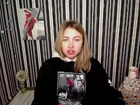 Sweet_Doll_Lily_ from StripChat
