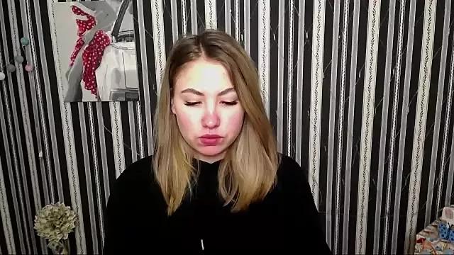 Sweet_Doll_Lily_ from StripChat