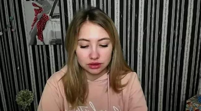 Sweet_Doll_Lily_ from StripChat