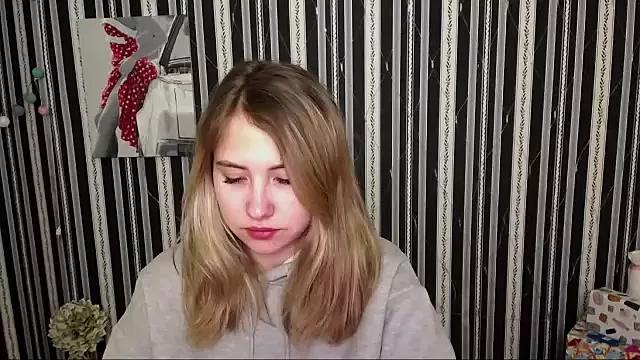 Sweet_Doll_Lily_ from StripChat