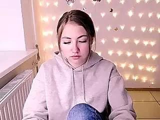 Sweet_Doll_Lily_ from StripChat