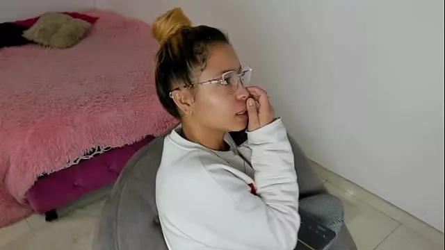 sweet_hell_666 from StripChat