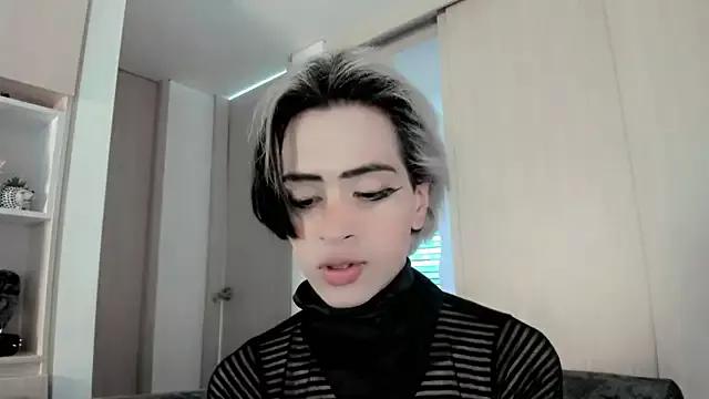Girls: try live performances with matured performers, from dancing to quirks, in a variety of beautiful sex cams.