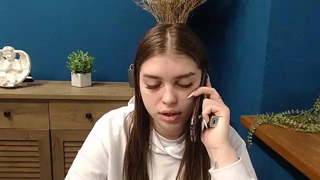 Sweet_sugary from StripChat