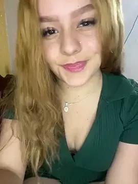 Sweetbaby2_0 from StripChat