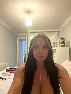 Sweetbutnotinnocent from StripChat