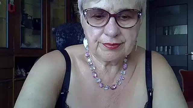 SweetCherry27 from StripChat