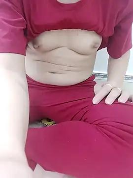 SweetGirl2k2 from StripChat