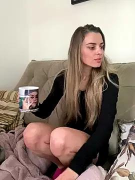SweetGraciosa from StripChat is Freechat