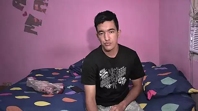 Sweetiefoxxx from StripChat