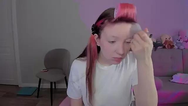 SweetieMollyy from StripChat