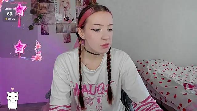 SweetieMollyy from StripChat