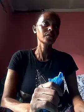 sweets_80 from StripChat
