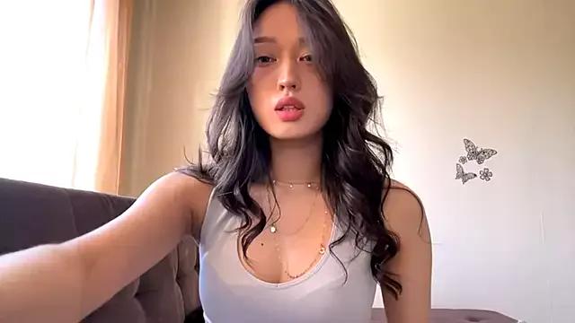 SweetSakuraJane from StripChat is Freechat