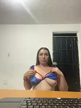 Sweetsex_valeria from StripChat