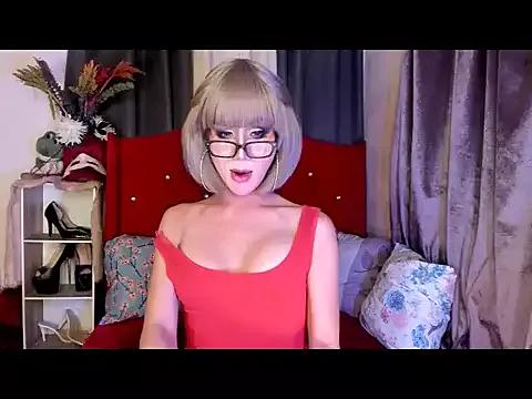 SweetSuperCockTS from StripChat