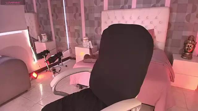 sweetty_paulina from StripChat