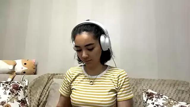 TAG_MIGGI from StripChat is Freechat