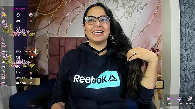 Girls: try live performances with matured performers, from dancing to quirks, in a variety of beautiful sex cams.