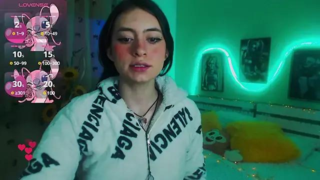 Girls: try live performances with matured performers, from dancing to quirks, in a variety of beautiful sex cams.