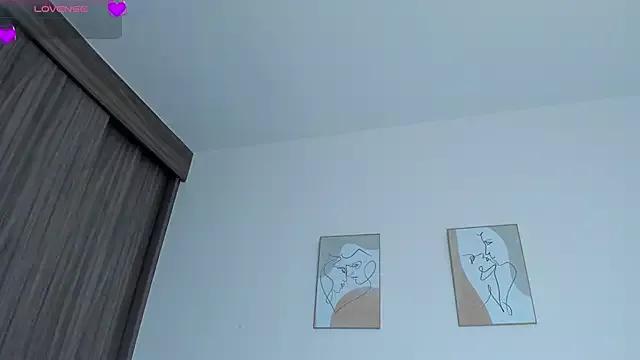 Tamaraa_Serra from StripChat