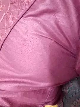 Tamilreethu from StripChat is Freechat