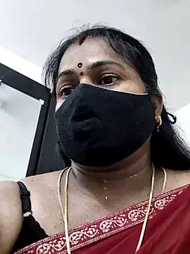 Tamilrojanew from StripChat is Freechat