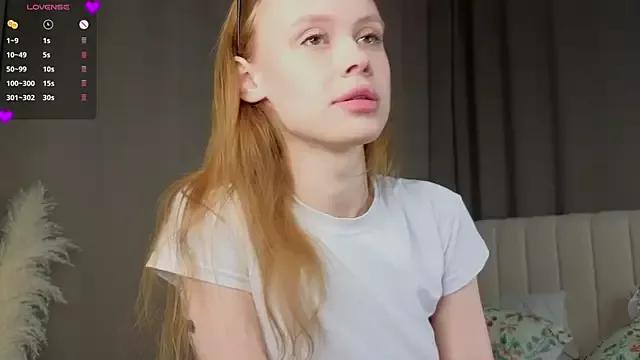 TaraSims from StripChat