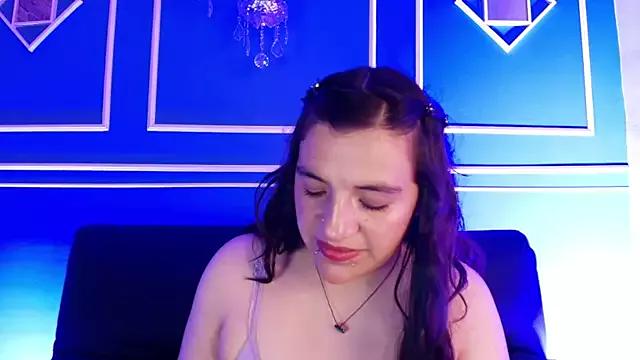 TaraTaylorr from StripChat is Freechat