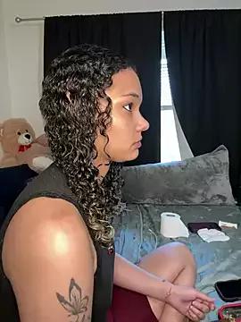 tastylolaaa from StripChat