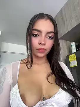 TaylorGreys from StripChat is Freechat