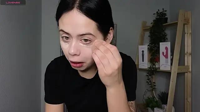 teen_beautyx from StripChat