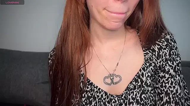 teen_Mira from StripChat
