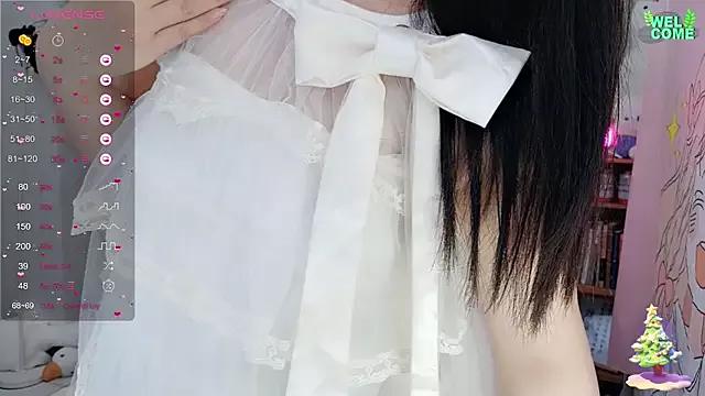 Teeny-weenly from StripChat