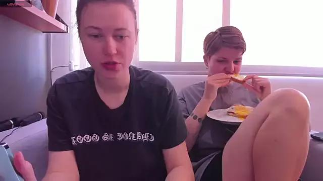 Girls: try live performances with matured performers, from dancing to quirks, in a variety of beautiful sex cams.